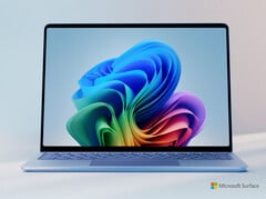 目前尚不清楚体积更小的 Surface Laptop 7 是否也会采用 X1E-80-100 或 X1E-78-100。(图片来源：微软）