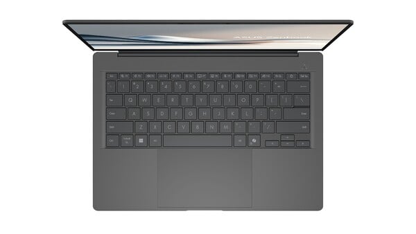 华硕表示，Zenbook A14 的键帽无污渍，触摸板也加大了。(图片来源：华硕）