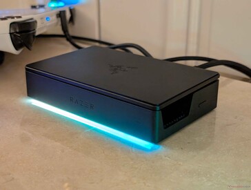 Razer 手持式 Dock Chroma（图片来源：Notebookcheck）