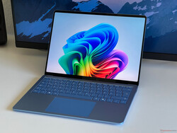 评测：微软 Surface Laptop 7 13.8 Copilot+。评测设备由微软德国分公司提供。