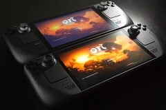 原版 LCD 与新版 OLED（图片来源：Eurogamer）