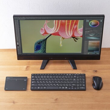 触摸板可与台式机和笔记本电脑同时使用，也可作为外置鼠标和键盘使用。(来源：Sanwa Supply）