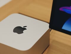 新款 Mac mini 将是该系列多年来最大的更新。(图片来源：Peng Originals - Unsplash）