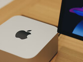 新款 Mac mini 将是该系列多年来最大的更新。(图片来源：Peng Originals - Unsplash）