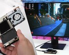 ETA Prime 的 Steam Deck mini PC 非常简陋，但由于采用了开放式机箱和更多散热片，因此比标准 Steam Deck 有更好的隔音和散热效果。(图片来源：YouTube 上的 ETA Prime - 已编辑）