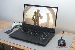 HP Omen 17 (2024)，测试装置由 Playox 提供