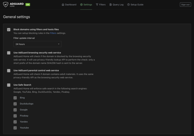 AdGuard Home 是一款出色的开箱即用型广告拦截器，同时还提供出色的全网过滤功能，包括可疑内容和恶意软件（图片来源：Own）