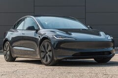 特斯拉申请将 Model 3 和 Model Y 引入印度的认证许可（图片来源：Michael Simari/Car and Driver）