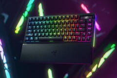 Razer BlackWidow V4 Pro 75% 机械键盘。(图片来源：Razer）