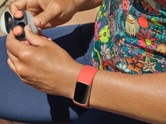 Fitbit Charge 6、Inspire 3、Sense 2 和 Versa 4 的新更新已经发布。