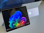 微软 Surface Pro OLED Copilot+ 评测--搭载骁龙 X Elite 的高端二合一设备