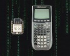 TI-84 + ESP32 = 魔术（图片来源：ChromaLock on YouTube）