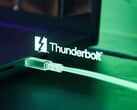 联想高管表示，系统广泛采用 Thunderbolt 5 还 "为时尚早"（图片来源：Razer - 已编辑）