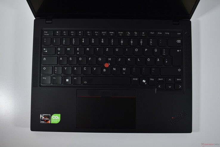 联想 ThinkPad P14s 第 5 代 AMD：键盘