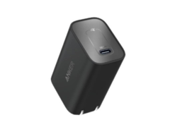 Anker Nano 100W 墙式充电器据说比其他同类产品更轻。(图片来源：Anker）