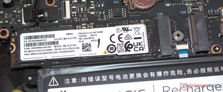 PCIe 4 固态硬盘用作系统硬盘。