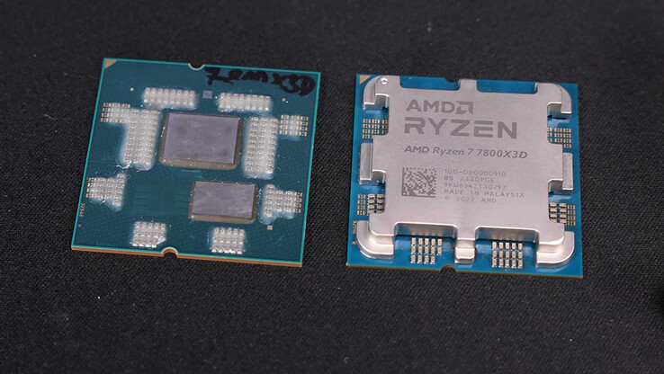 假冒 Ryzen 7 7800X3D 的电容器上没有保护涂层（图片来源：Der8auer）