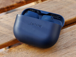 本次评测中的 Jabra Elite 8 Active 由德国 Jabra 慷慨提供。(照片：Daniel Schmidt）