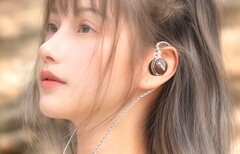 FiiO 推出 FP3 平面入耳式监听音箱，采用专利特斯拉阀门声学设计和木质外壳。(图片来源：FiiO）