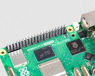 Raspberry Pi 5 采用美光公司生产的八组 2 GB LPDDR4X 内存模块。(图片来源：Raspberry Pi）