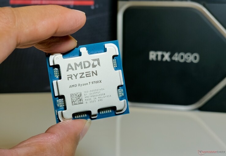 AMD Ryzen 7 9700X 评测