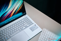 华硕 Vivobook S 15 OLED 评测。测试设备由华硕德国公司提供。