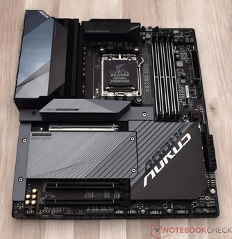 技嘉 X670E Aorus Master