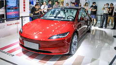 北京展厅中的 Model 3 Highland（图片：特斯拉中国）