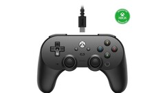 用于 Xbox 的 8BitDo Pro 2 有线控制器。(图片来源：8BitDo）