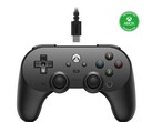 用于 Xbox 的 8BitDo Pro 2 有线控制器。(图片来源：8BitDo）