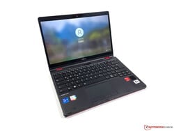 在审查中。富士通Lifebook U9311X。测试设备由德国富士通提供。