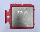 曙光最新 Hygon 处理器采用 AMD 最先进的 SP5 封装（图片来源：@yuuki_ans/X）