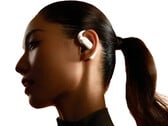 Shokz 推出带有双驱动器和双 MEMS 麦克风的 OpenFit 2 开放式耳机。(图片来源：Shokz）