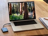 Apple MacBook Pro 16 M4 Max 评测 - M4 Max 是最快的移动处理器之一