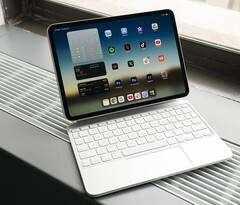 Apple的可折叠平板电脑几乎相当于两台 iPad Pro 并排那么大。图：iPad Pro M4（图片来源：ZDNet）