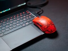 Razer Viper V3 Pro Faker 版配色。 