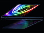 最新的 Razer Blade 16 配备了重新设计的键盘和新的内部硬件。(图片来源：Razer）