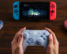 8BitDo Ultimate 2C Bluetooth 尺寸为 147 x 103 x 61 毫米，重 225 克（图片来源：8BitDo）