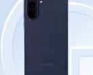 三星Galaxy A56 外观上调整了以往Galaxy A 设备孤立的三摄像头设计。(图片来源：TENAA）