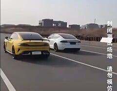 小米 SU7 Ultra 在拖曳比赛中击败特斯拉 Model S Plaid（图片来源：YouTube 上特斯拉 Geek 的截图）