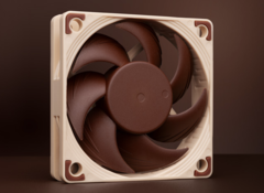 每个 Noctua 风扇都配有 3 针和 4 针 PWM 连接器。(图片来源：Noctua）