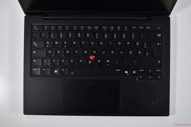 联想 ThinkPad X1 Carbon Gen 13 灵光版：键盘