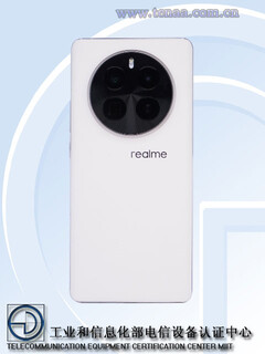 Realme 获准推出一款可能是高端智能手机的新机。(来源：TENAA）