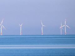 电价低廉、运行可靠、施工简单：海上风力发电场具有多项优势。(图片：pixabay/Tho-Ge）