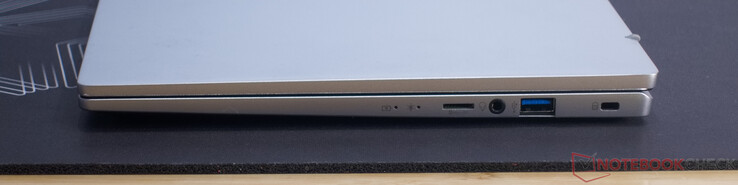 存储卡读卡器（MicroSD）、3.5 毫米音频插孔、USB 3.2 Gen 1 (USB-A)、Kensington Lock 插槽