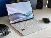 华硕 ZenBook S 16 OLED 笔记本电脑评测：Ryzen AI 9 365 和 Radeon 880M 的首秀