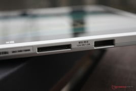 Tablet rear: Power socket