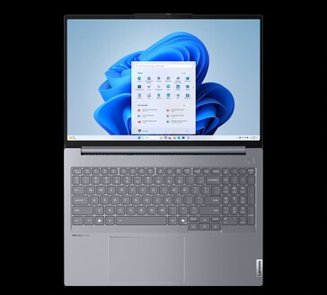 联想 ThinkBook 16 G7+ 的屏幕和键盘（图片来源：联想）