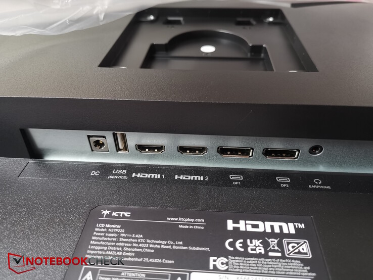 后部接口：电源、USB-A 2.0、2 个 HDMI 2.1（4K@160 Hz）、2 个 DP 1.4（4K@160 Hz）、3.5 毫米耳机输出接口