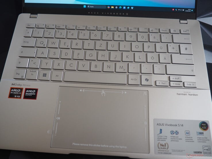 华硕 VivoBook S 14 OLED